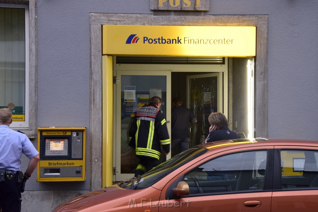 Geldautomat gesprengt Koeln Lindenthal Geibelstr P084.JPG - Miklos Laubert